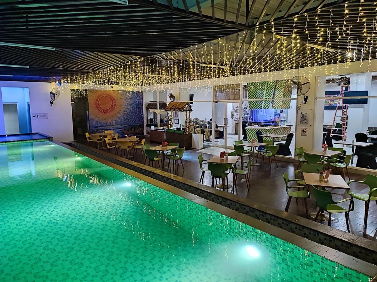 Khas Makassar Hotel Ngoại thất bức ảnh