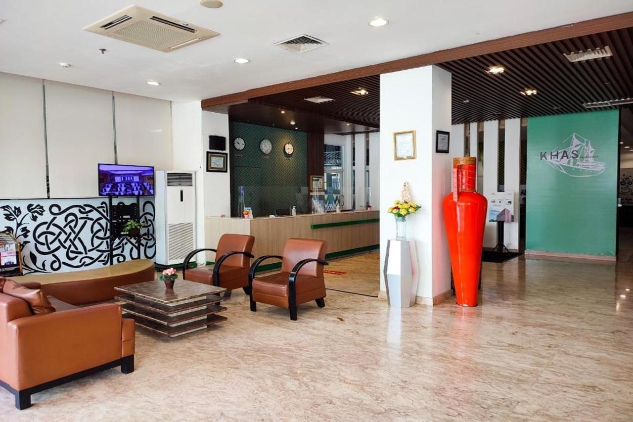 Khas Makassar Hotel Ngoại thất bức ảnh