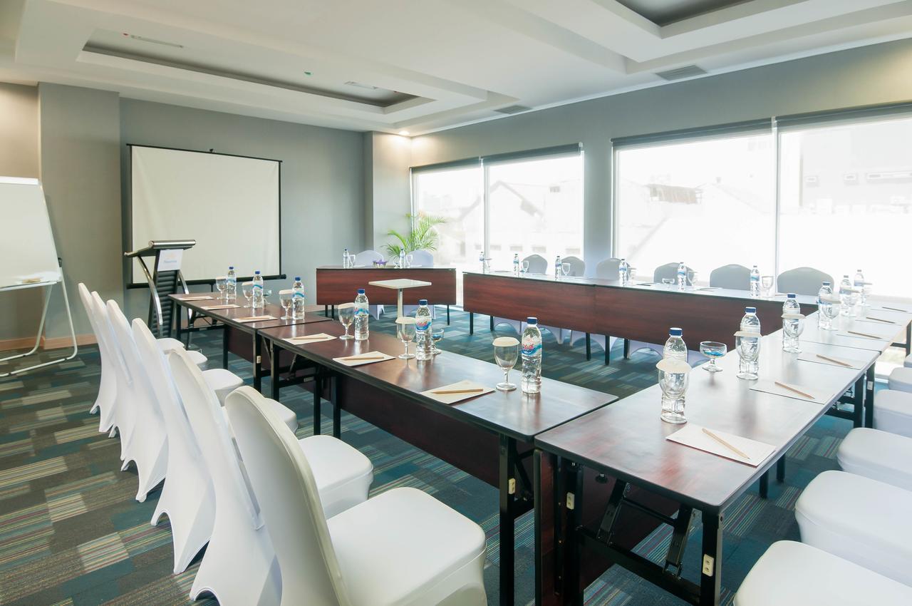 Khas Makassar Hotel Ngoại thất bức ảnh